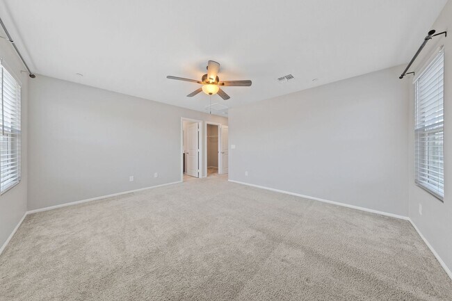 Building Photo - Modern 3-Bedroom + Loft Near VA Hospital