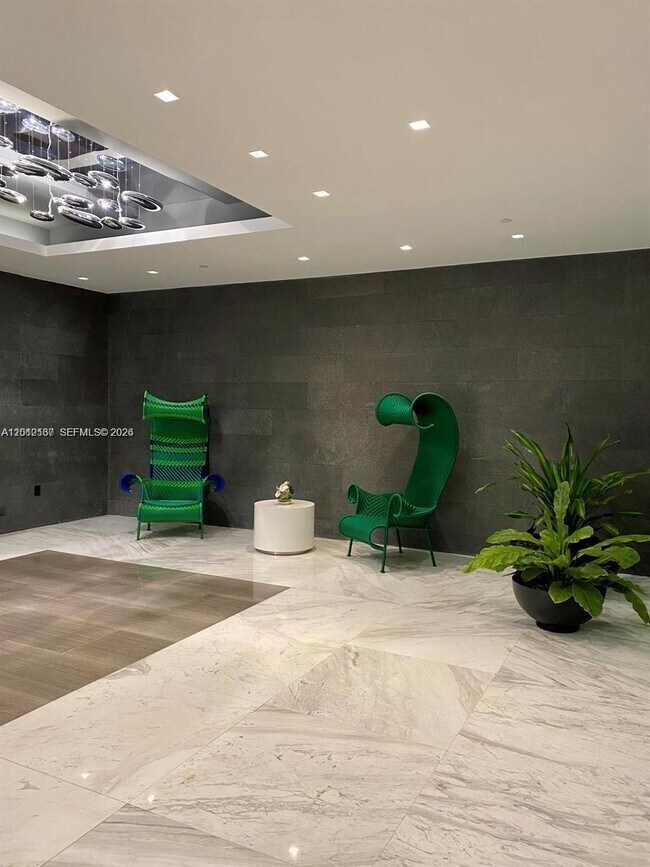 Building Photo - 400 Sunny Isles Blvd