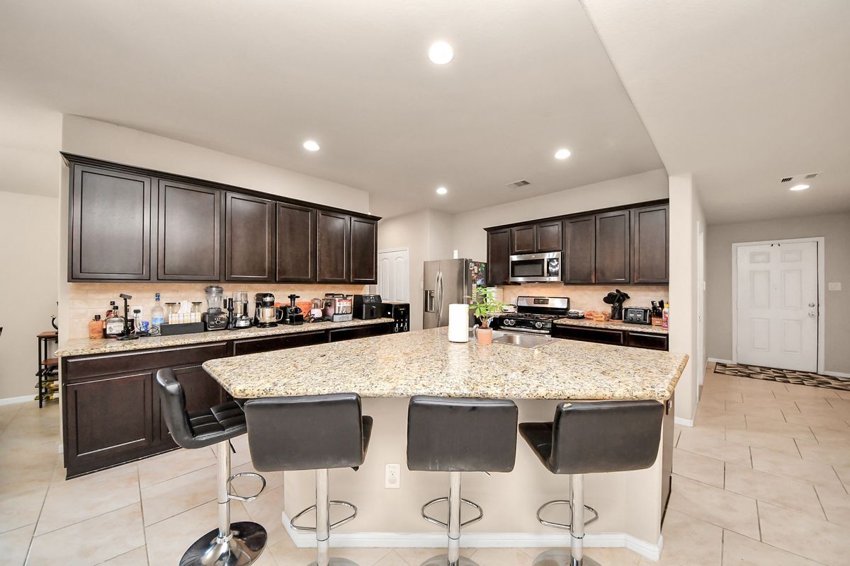 Building Photo - 29210 Jarvis Bay Pass