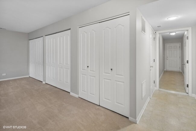 Building Photo - 261 Sype Dr