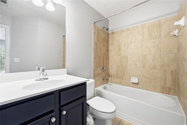 Building Photo - 208 Setters Ridge