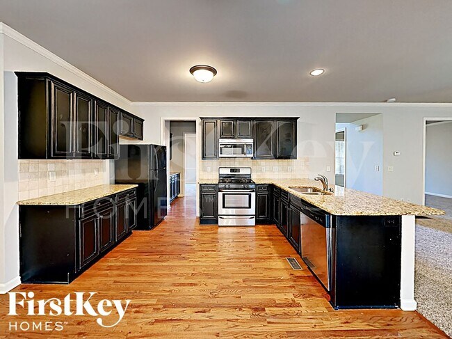 Building Photo - 1605 Richmond Meadow Ct