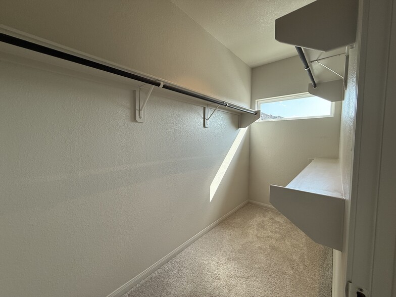 Building Photo - 2610 FM 1044