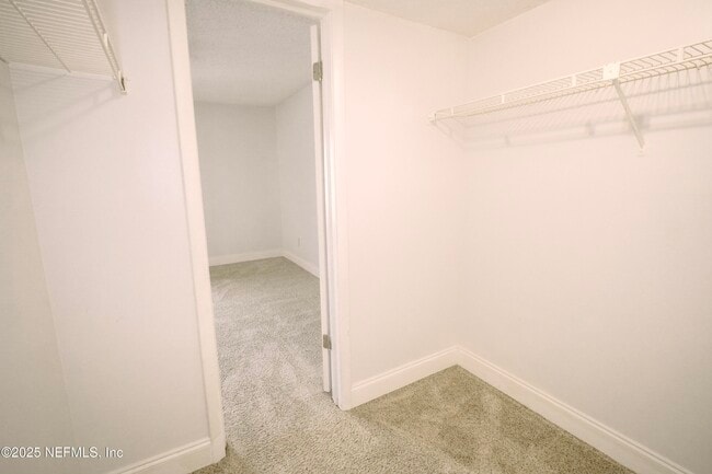 Building Photo - 3737 Loretto Rd