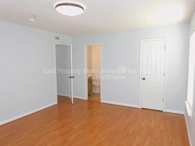 Building Photo - 150 James Rd