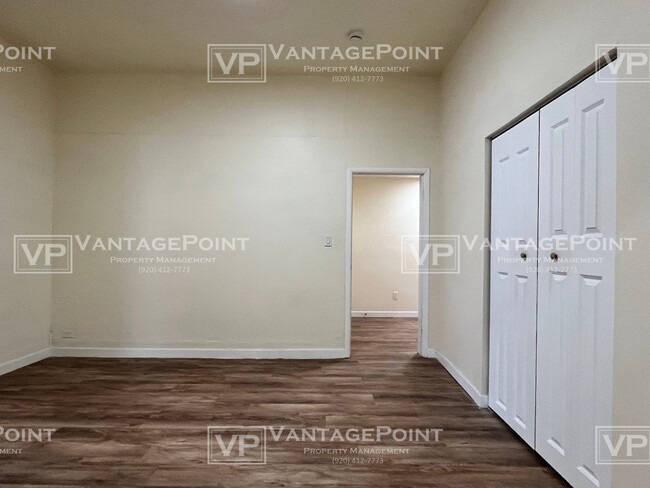 Building Photo - 721 Terrace Ave