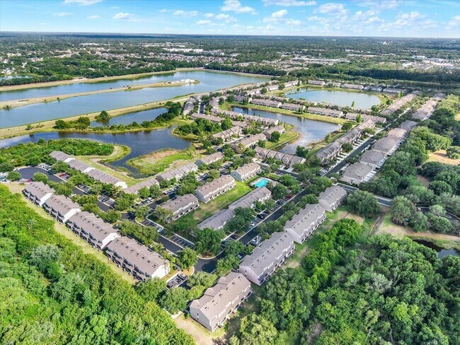 Building Photo - 5036 Pond Ridge Dr