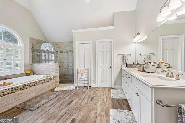 Building Photo - 3302 Greencastle Chase NE