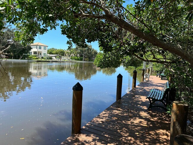 Building Photo - SEASONAL RENTAL - Downtown Sarasota Renovated Waterfront Condo