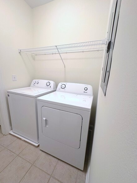 Building Photo - 1331 Arborgate Cir