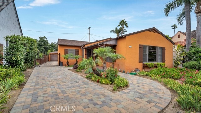 Building Photo - 2118 Greenleaf St