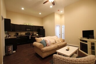 Building Photo - MODERN 2 Bedroom Available Now