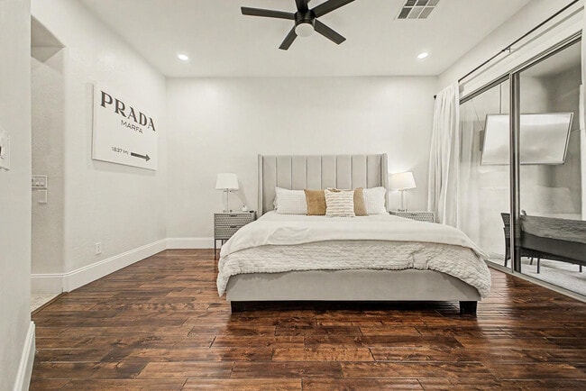 Building Photo - 7262 E Woodsage Ln