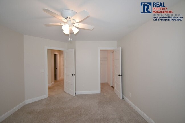 Building Photo - 3414 Pershing Dr