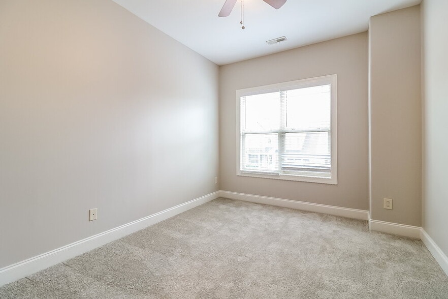 Building Photo - 519 Dawley Dr