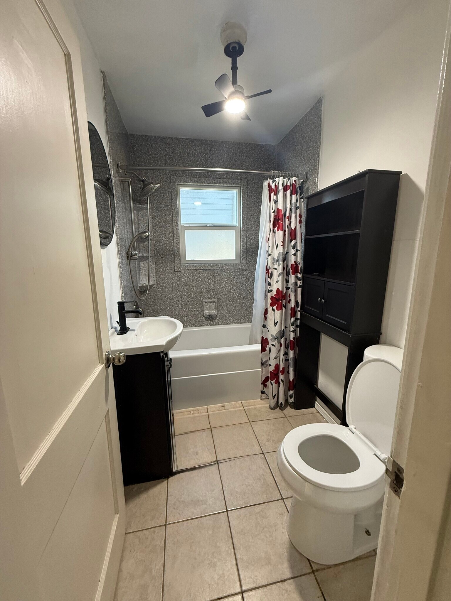 Building Photo - 1119 S 6th Ave