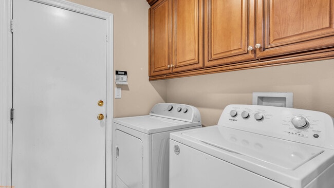 Building Photo - 37523 Durwent Dr