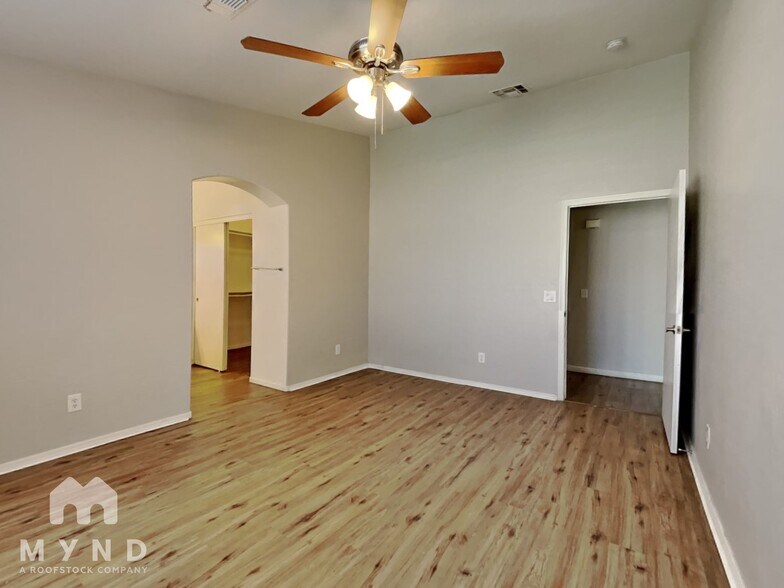 Building Photo - 7922 W Whyman Ave