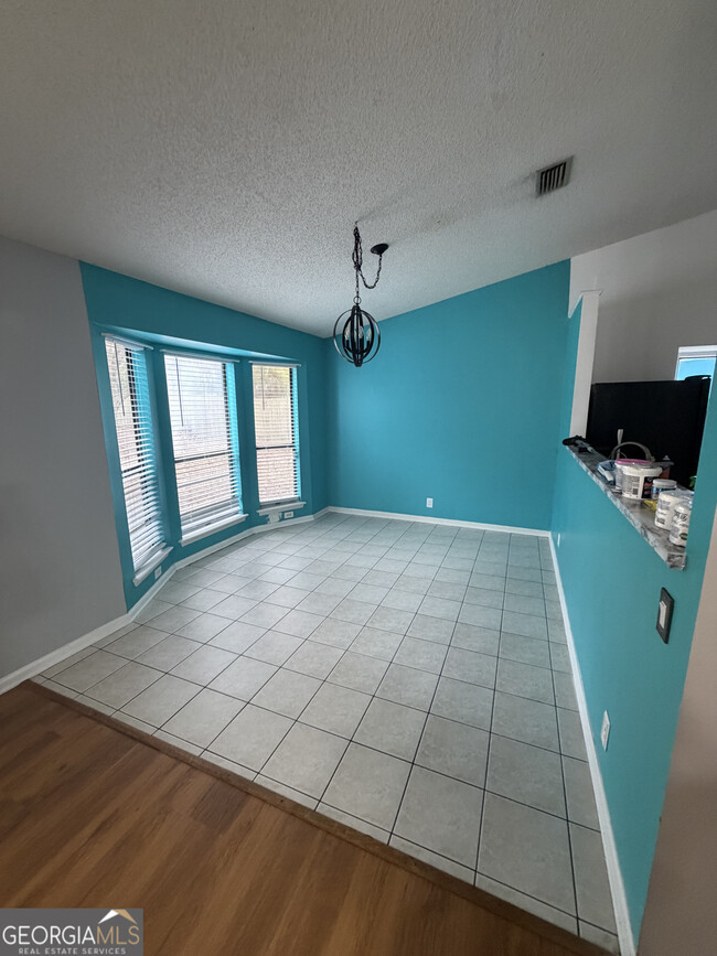 Building Photo - 514 Sunnyside Ct