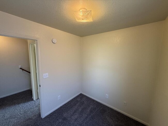 Building Photo - 2811 Cantabrian Dr