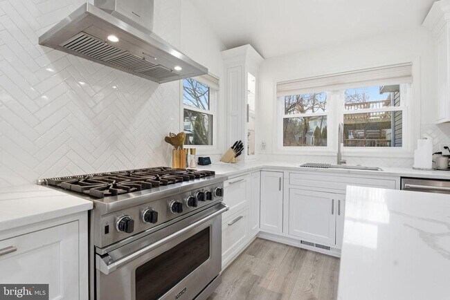 Building Photo - 8905 Emory Grove Rd