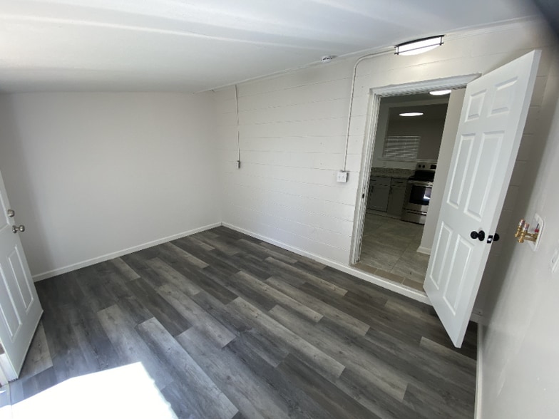Building Photo - 6367 Metz Rd