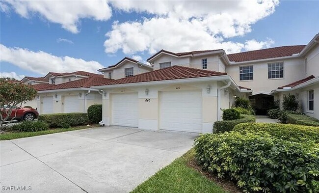 Building Photo - 640 Lalique Cir