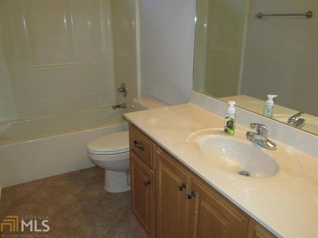 Building Photo - Laurel Island-Brooklet