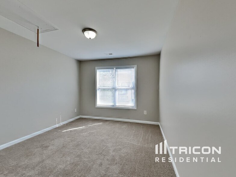 Building Photo - 3974 Cane Garden Dr