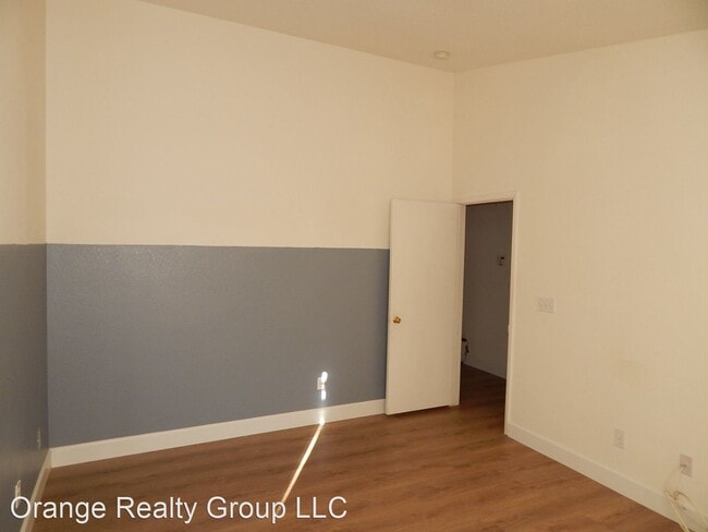 Building Photo - 2 br, 2 bath House - 6529 Assembly Dr.