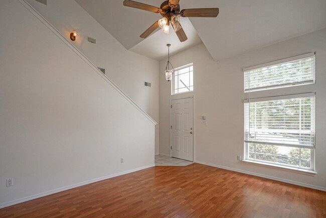 Building Photo - 10427 Crosscut Dr NW