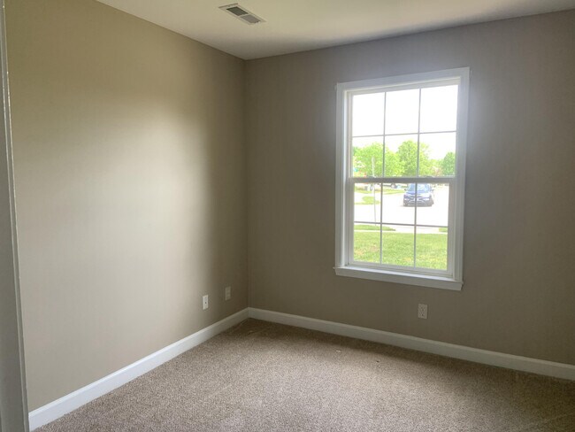 Building Photo - 209 Port Way