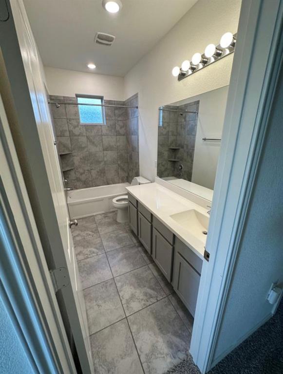 Building Photo - 10410 Bramble Berry Dr