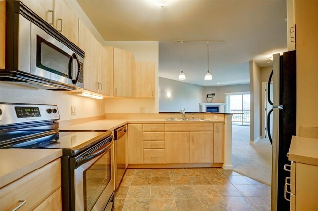 Building Photo - 5196 Sassafras Dr