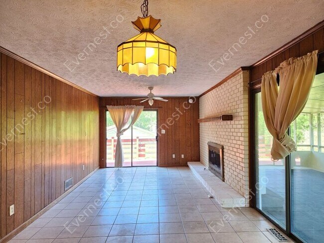 Building Photo - 1529 Winchester Trail