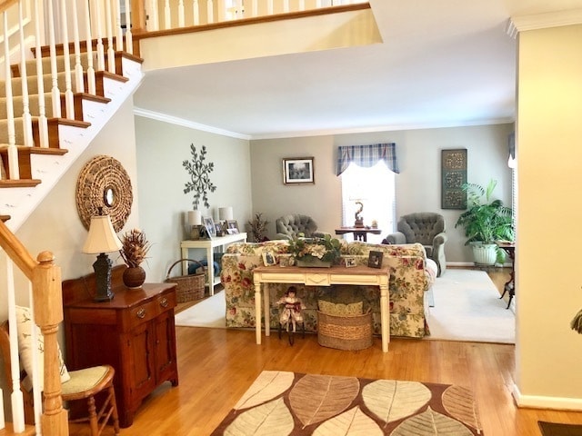 Building Photo - Updated and immaculate 4 bed/3.5 bath colo...