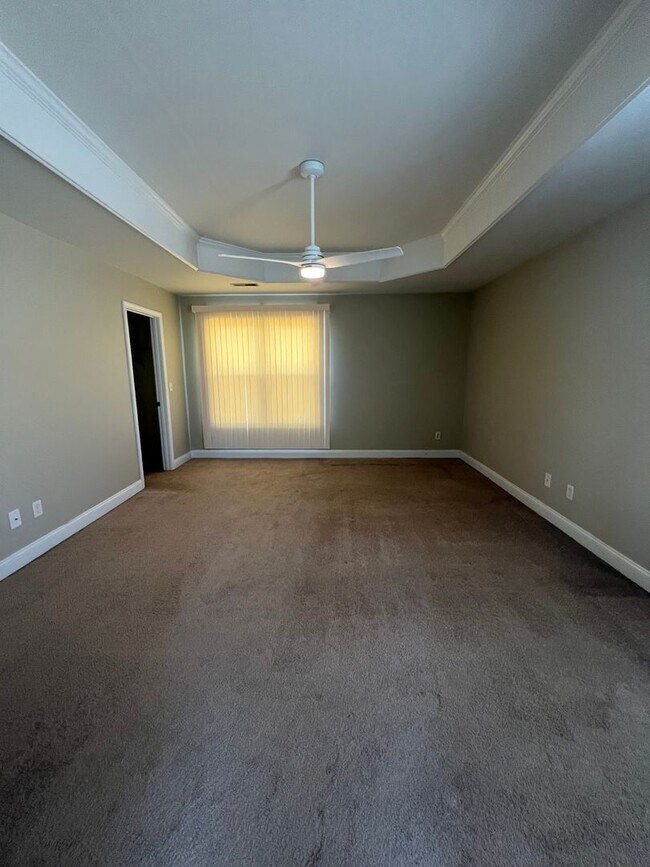 Building Photo - 7108 Verona Dr