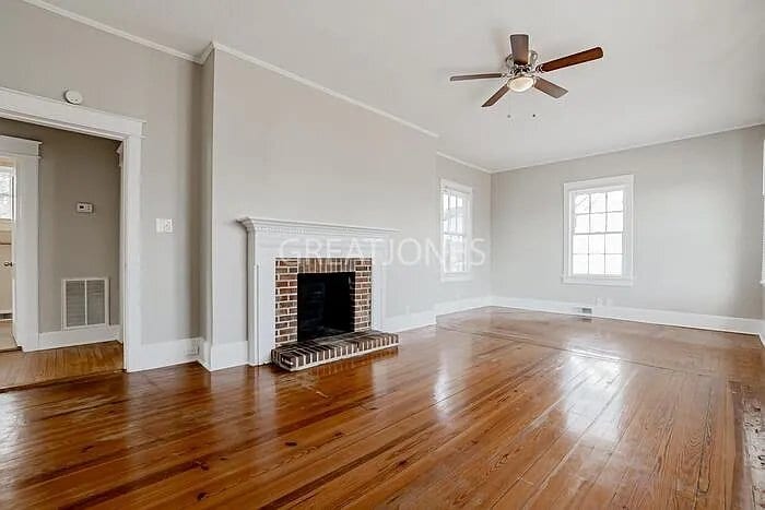 Building Photo - 250 Columbia Rd