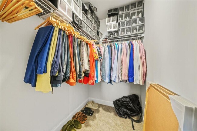 Building Photo - 967 Allegro Park