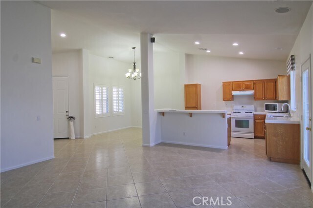 Building Photo - 28422 Belleterre Ave