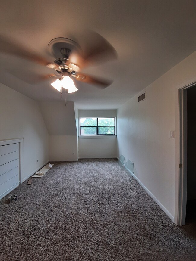 Building Photo - 4318 Jenny Ln