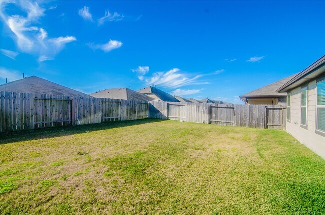 Building Photo - 29219 Dunns Creek Ct