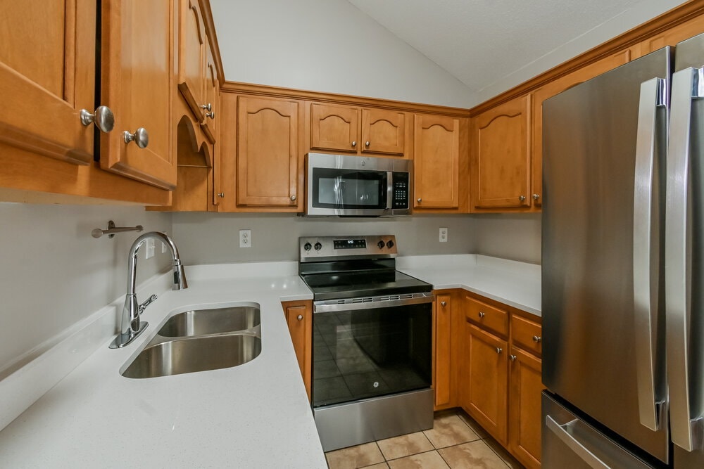 Building Photo - 2835 Misty Briar Cove
