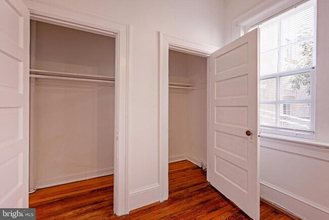 Building Photo - 2908 Q St NW