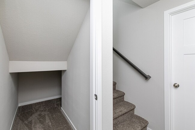 Building Photo - "Rare Find: Spacious Ranch Living at Its Best in Bondurant with the lowest rent ever"