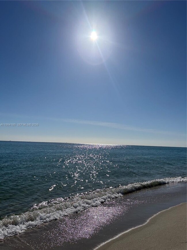 Building Photo - 1551 N 12th Ct