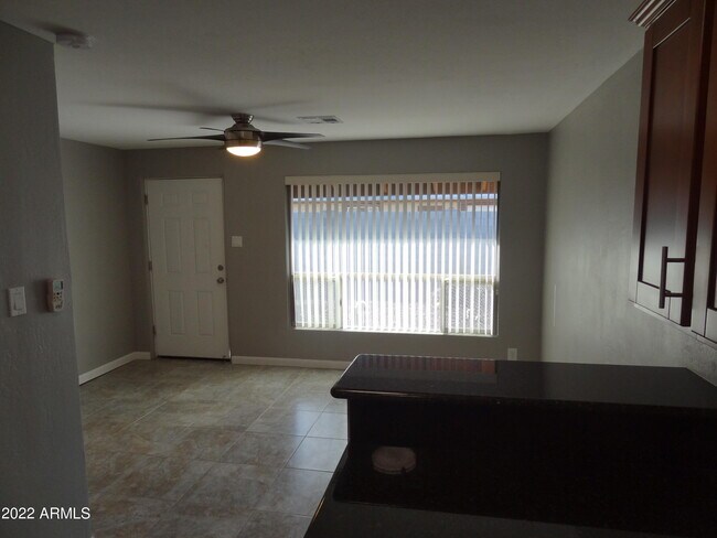 Building Photo - 3026 E Brill St