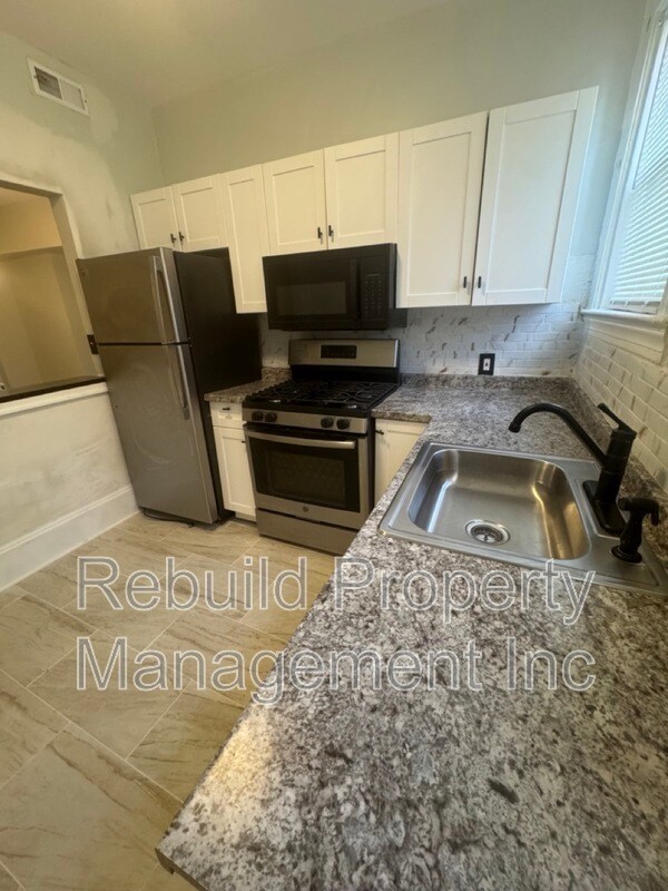 Building Photo - 3706 Gelston Dr
