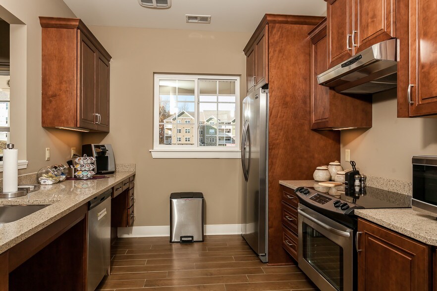 The Hammocks at MillCreek 4500 Hammocks Dr Erie PA 16506 Apartment