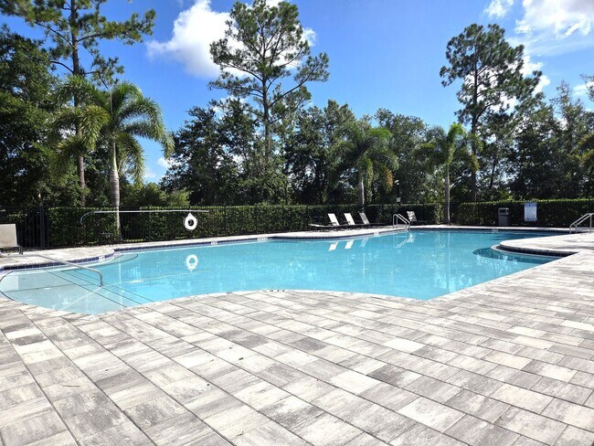 Building Photo - Pet Friendly Home in Cagan Crossings East